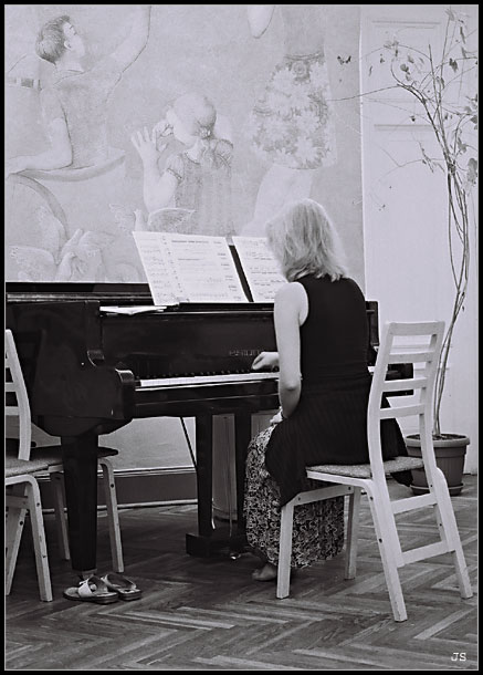 pianoplayer1