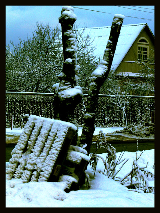 Sculpture a la Henry Moore