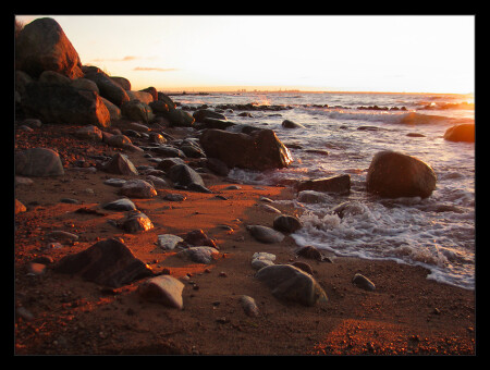 О золотых песках. [Романтическая]