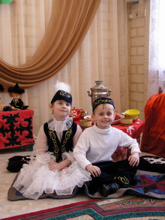 На празднике в детсаде