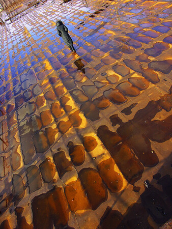 А я, иду, гуляю по по барже