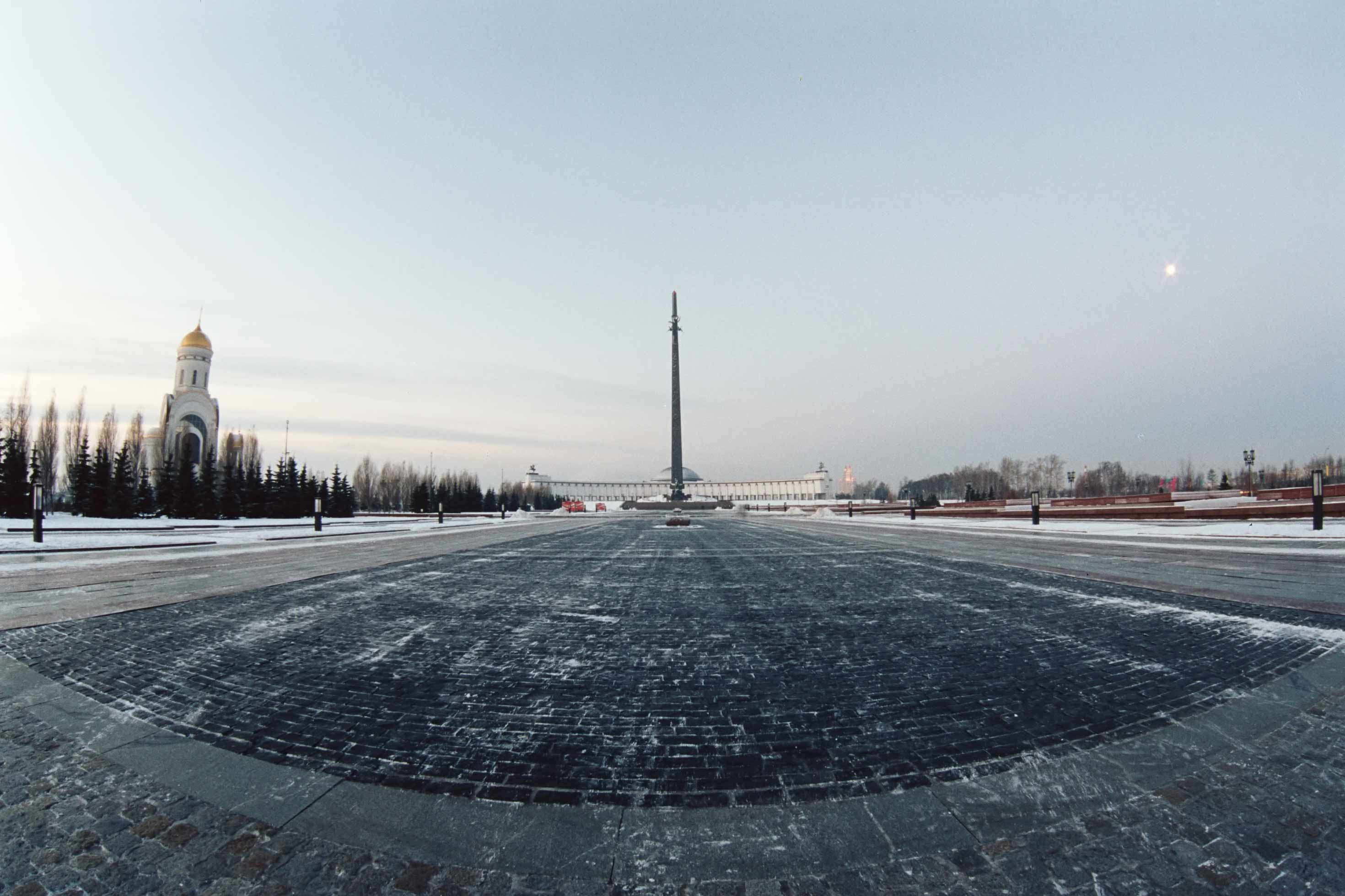 Раннее утро на Поклонной Горе