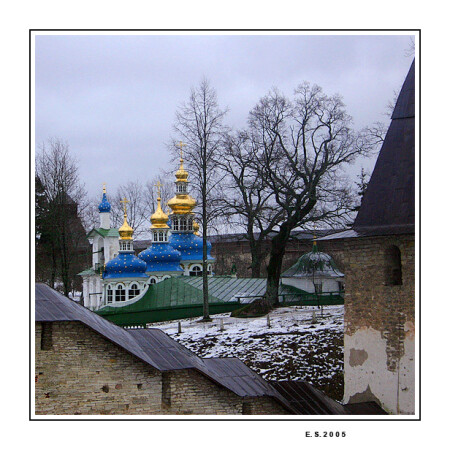 Печорский монастырь в Рождество (1).