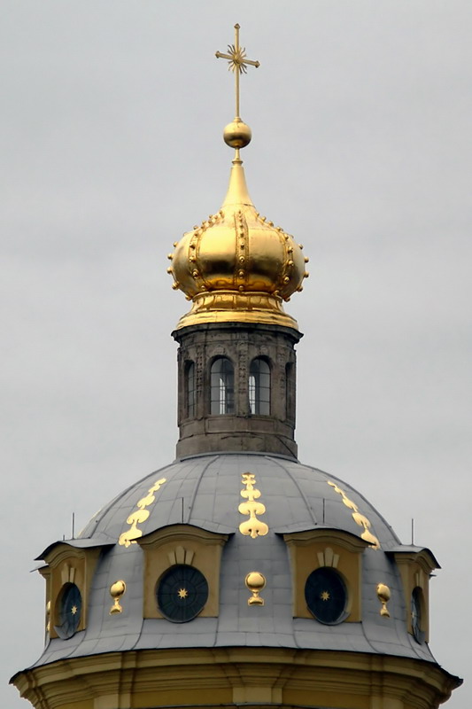 Купол Петропавловского собора