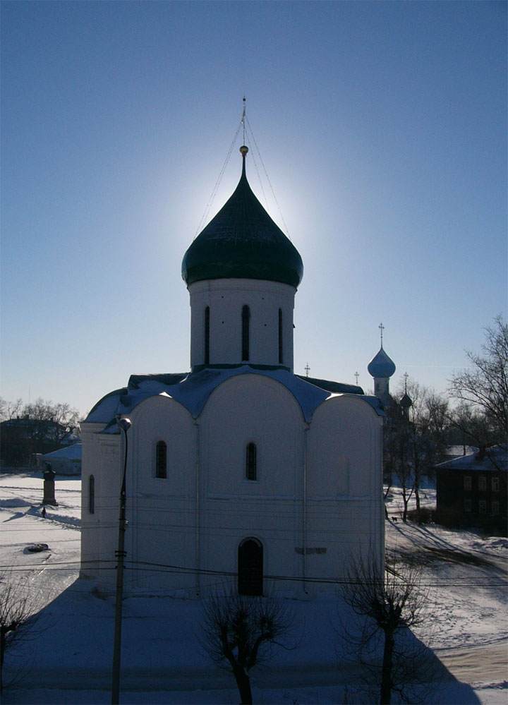 Собор заслоняющий солнце