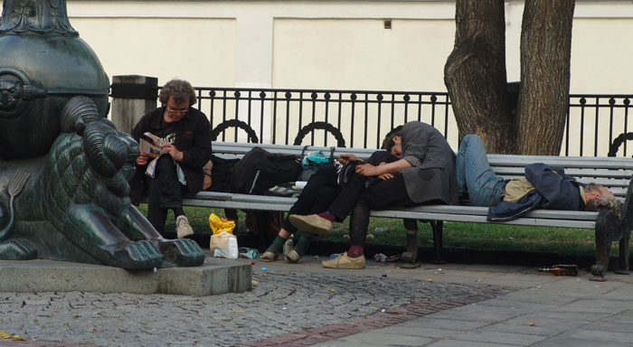 Под охраной железного льва