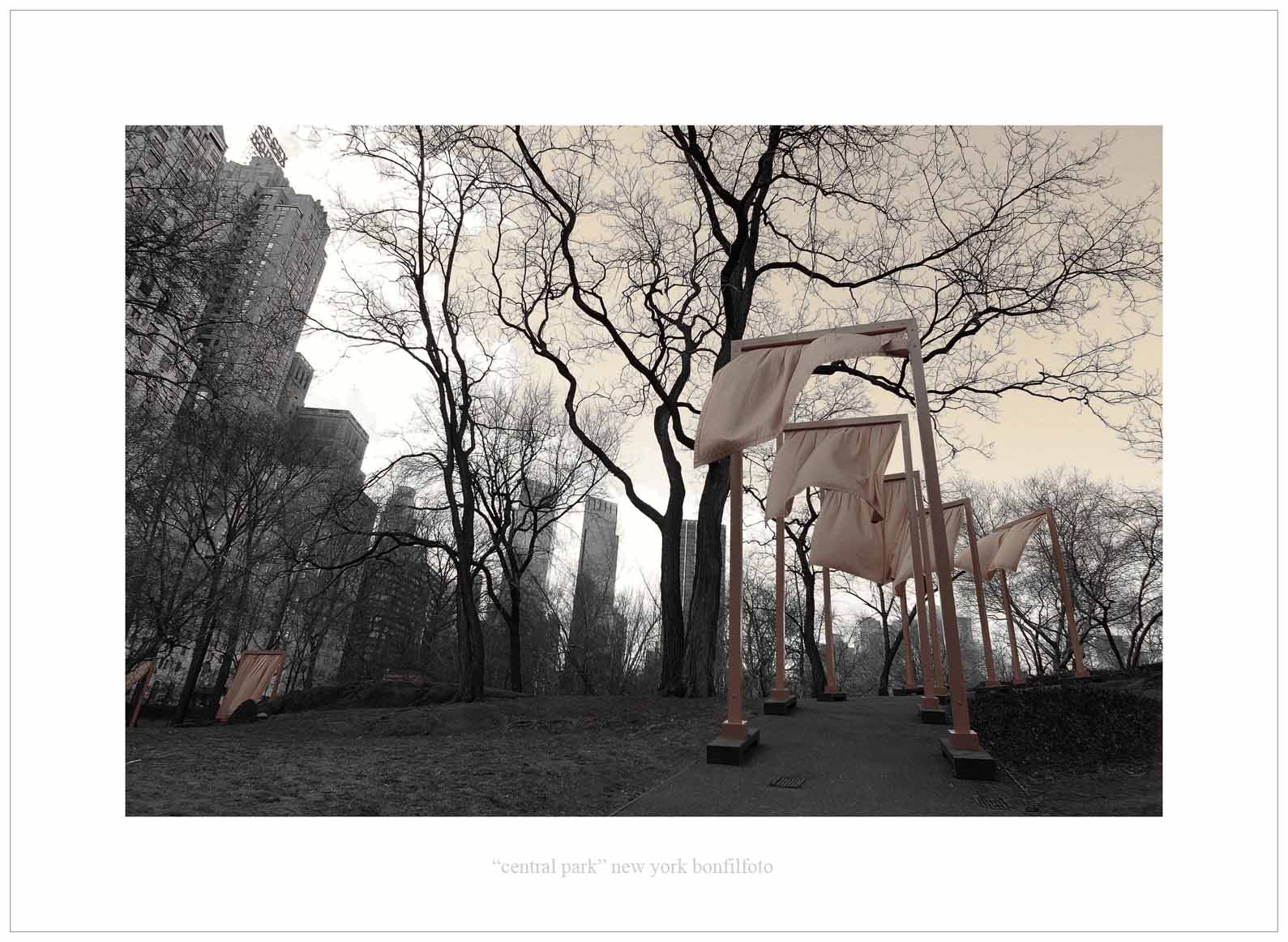 &quot;GATES&quot; NEW YORK