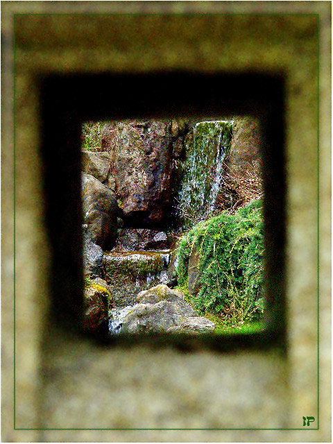 See throuth the stone