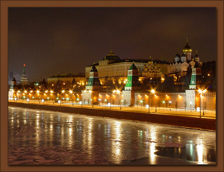Город