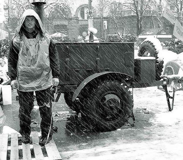 А для тебя, родная, есть кухня полевая...