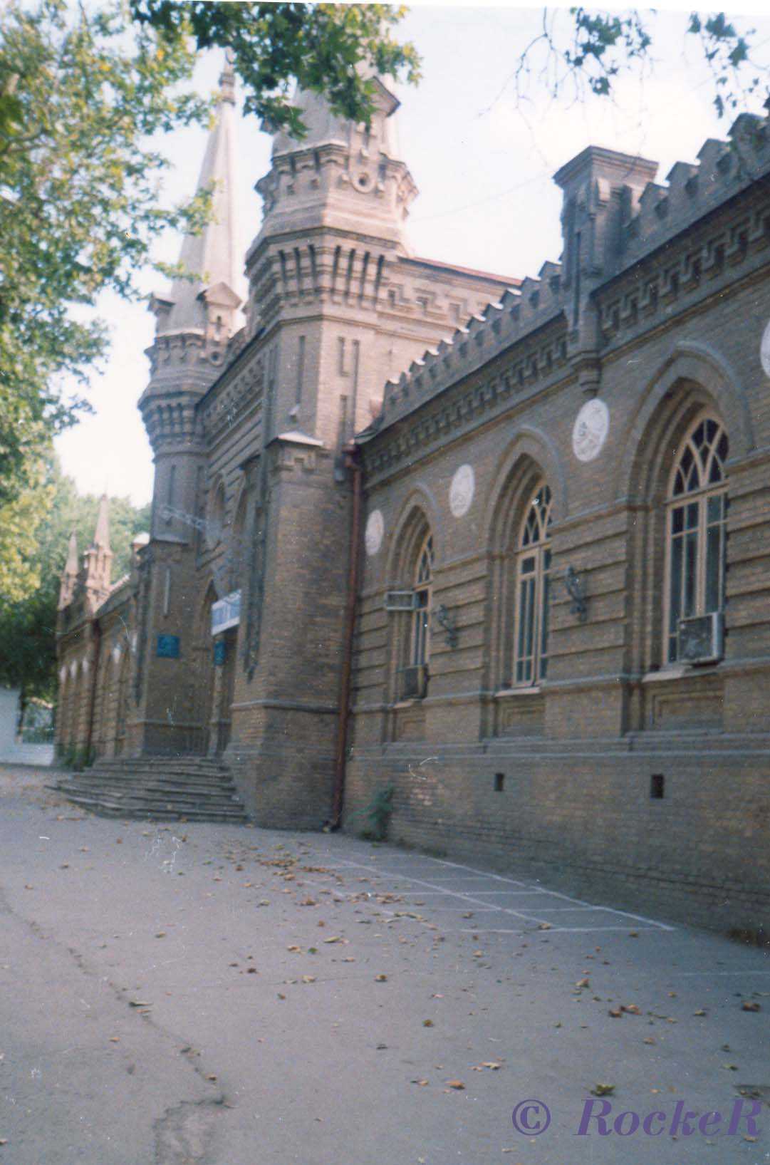 Готические мотивы