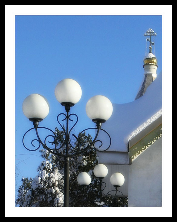 Улица. Фонарь.