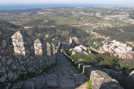 На развалинах крепости