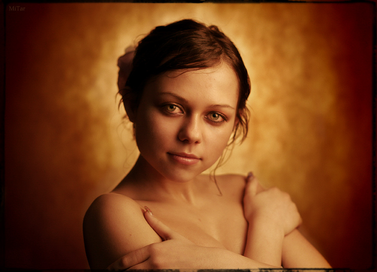 *gold girl*