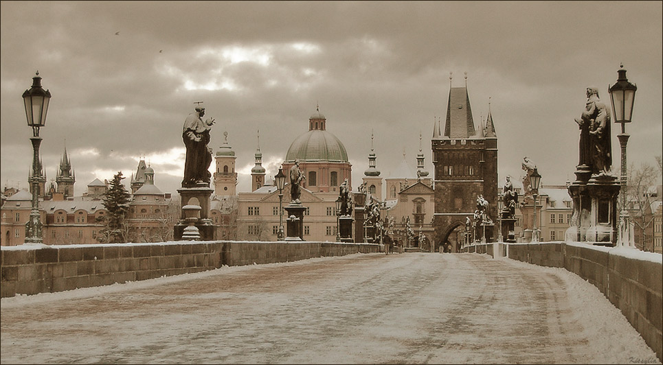 Хмурое утро. Карлов.