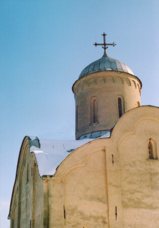 Храм Петра и Павла на Славне