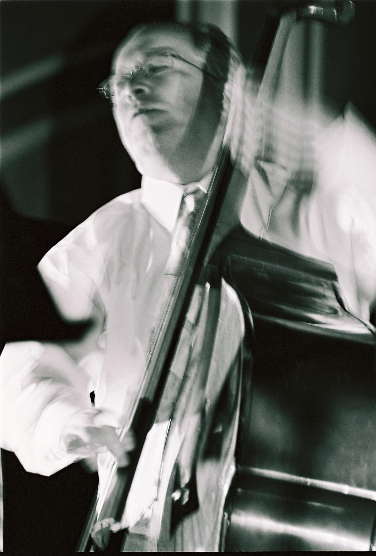 Eddie Gomes