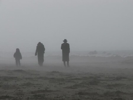 Март. Берег. Утро.