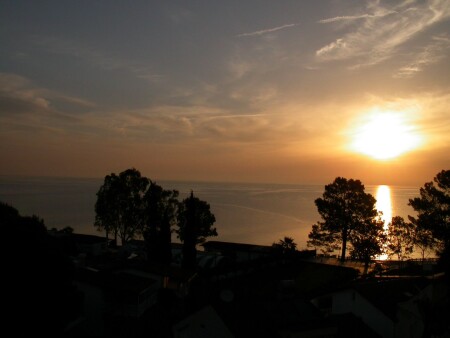 Восход на Средиземном море 