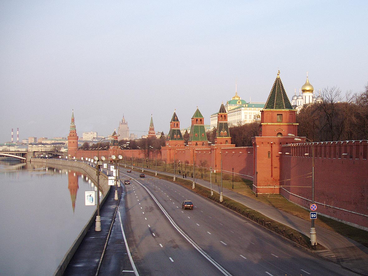 Заезженный ракурс и лишнее пространство