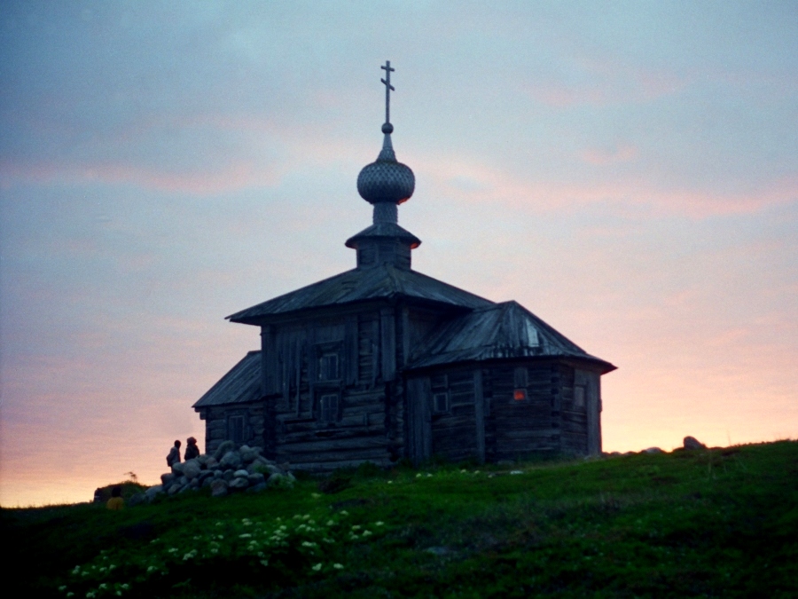 Белые ночи. Церковь Андрея Первозванного на Соловках. 1702 г.
