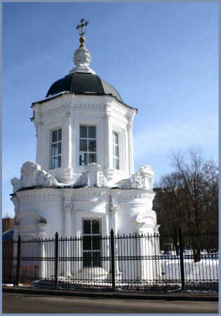 ХРАМ "ЗНАМЕНИЯ"