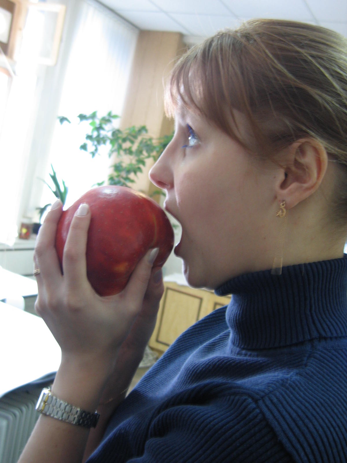 Яблоко