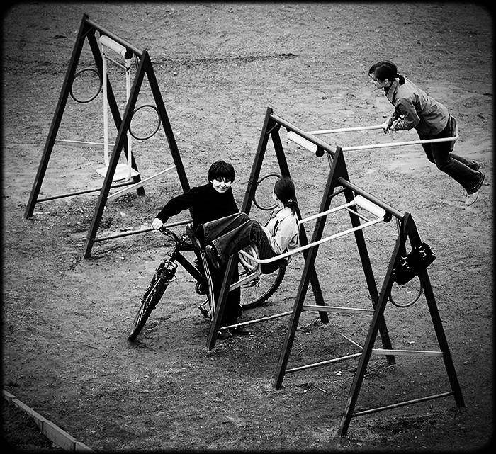 Любовный треугольник.
