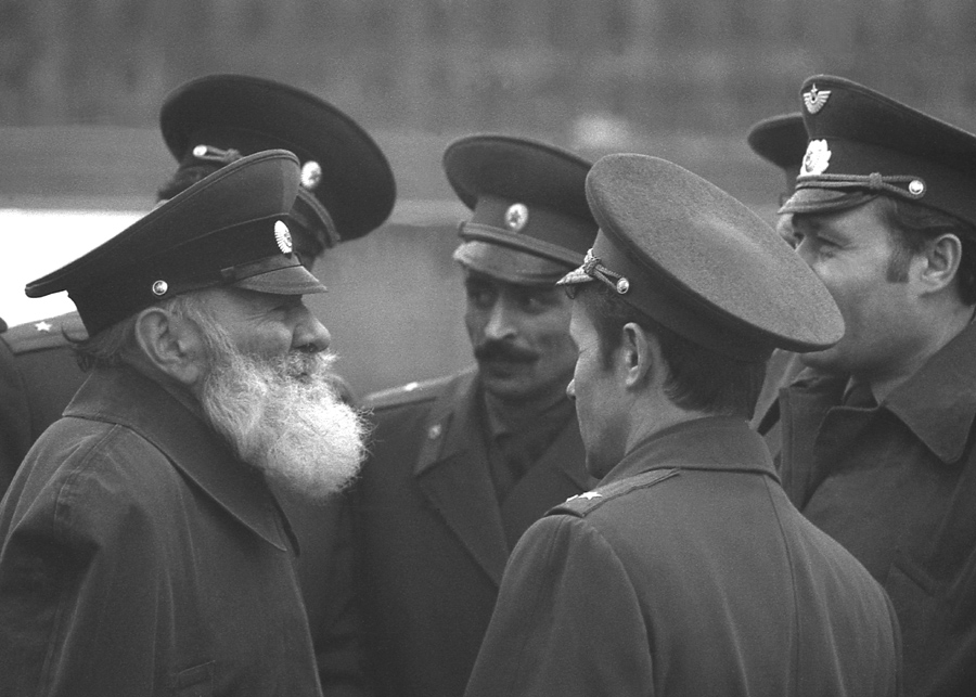 60-летие Победы. &quot;Дедовщина&quot;.