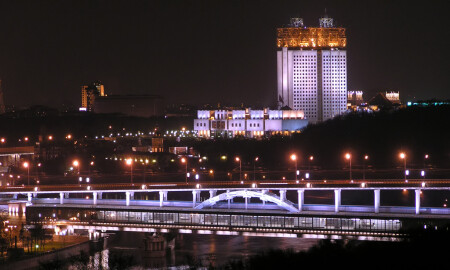 Станция над водой