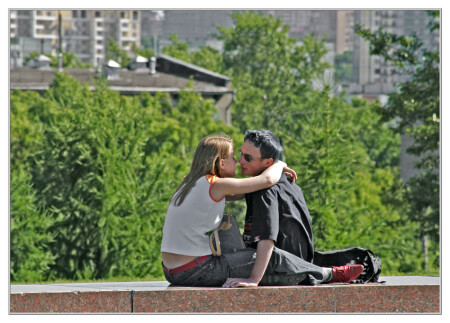 Молодо - зелено