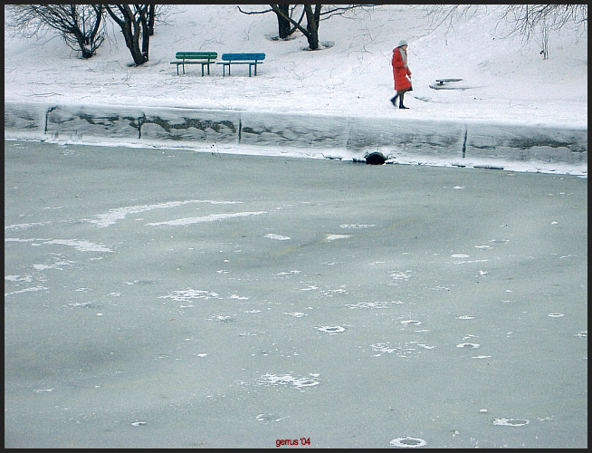 Пруд. Снег. Девушка-2
