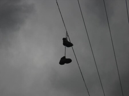 что небо, небо... было голубым....