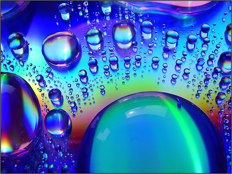 DROPS_ON_CD