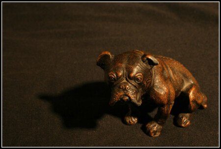 Бронзовый бульдог