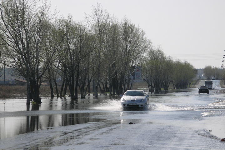 Вода, вода. Кругом вода.