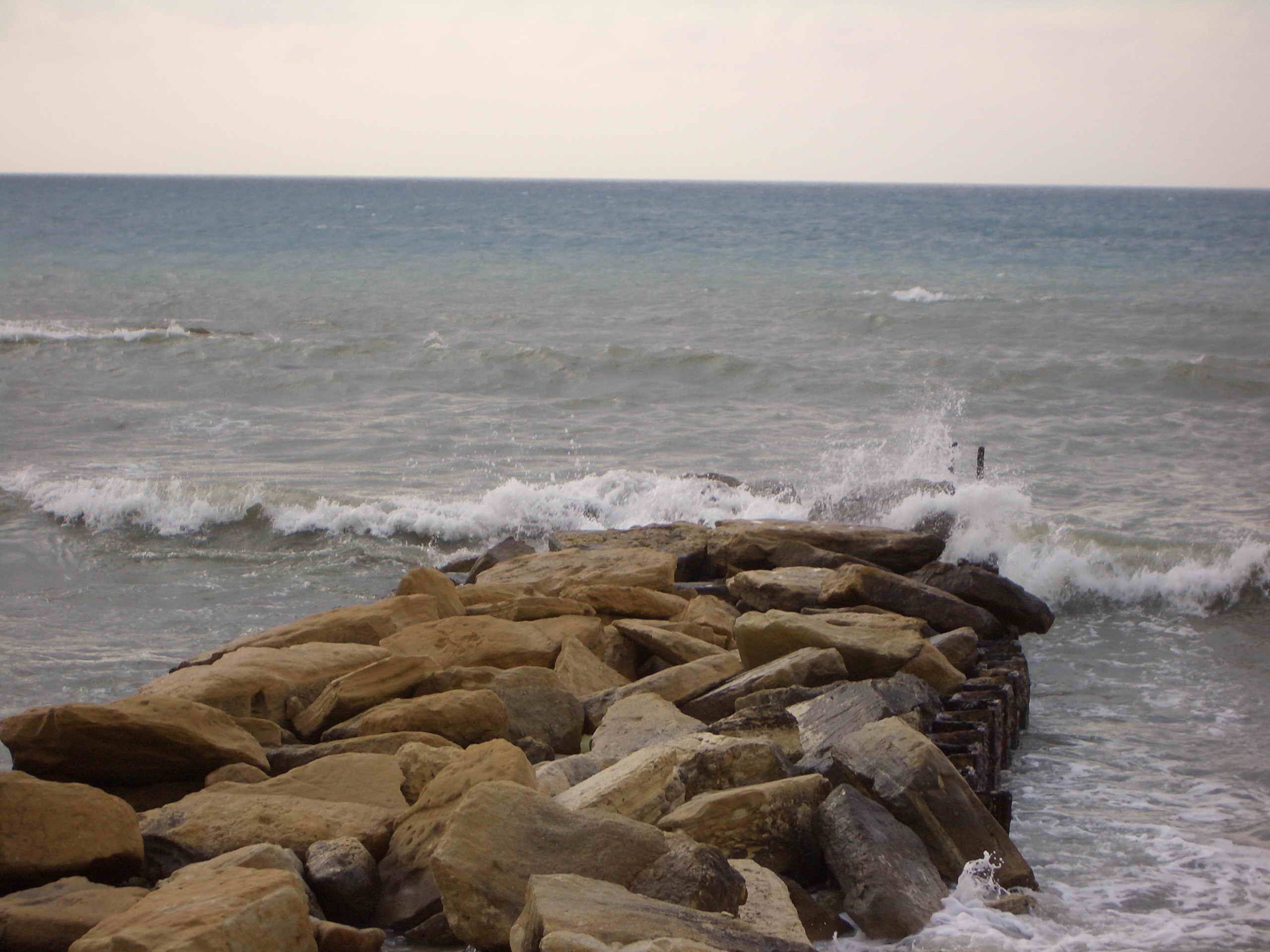 море, лимассол
