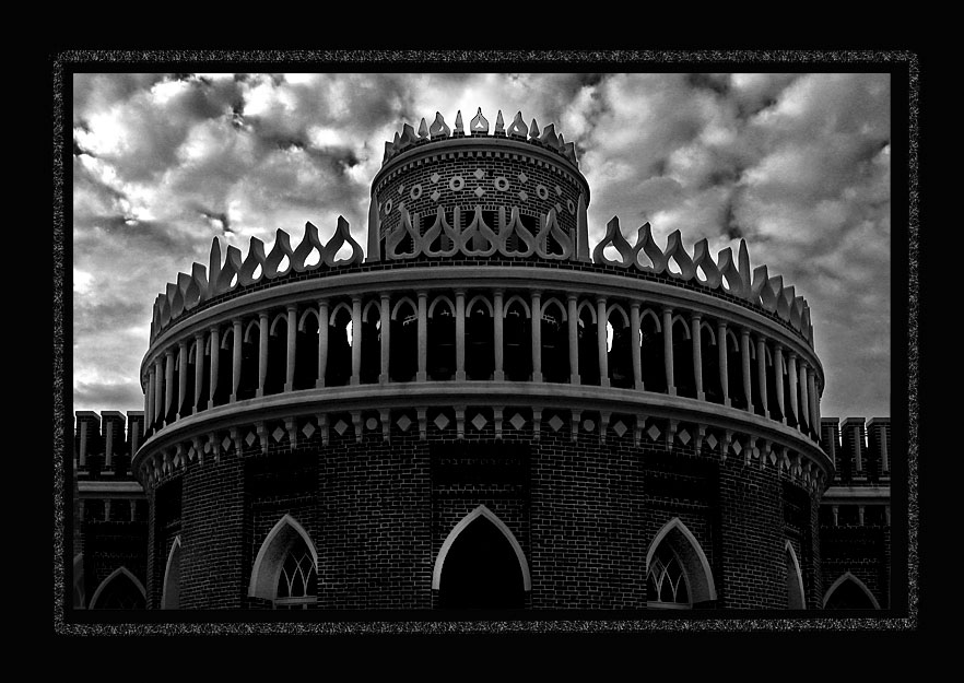 Маленькая злая архитектурная композиция
