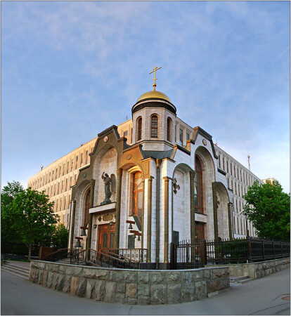 Храм на Октябрьской
