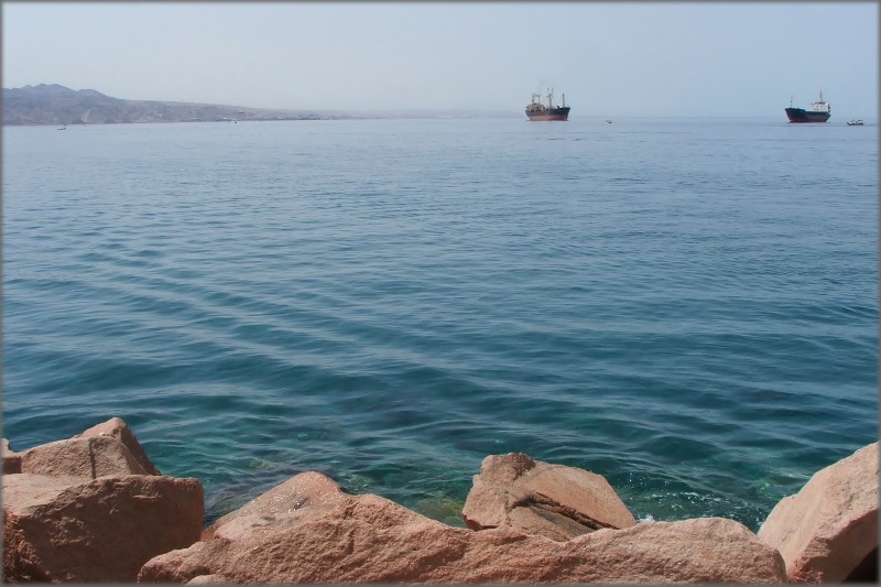 &quot;Красное&quot; море и красные камни...