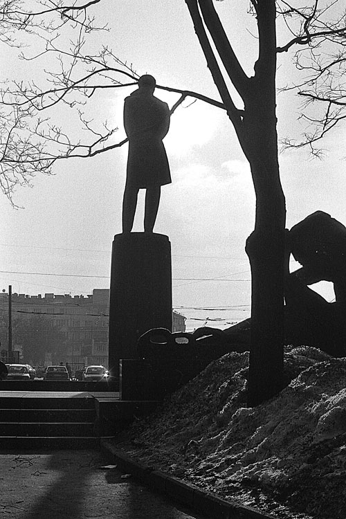 Памятник Лермонтову, Москва, 2001