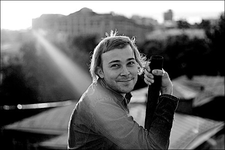 [knockin on heavens door]