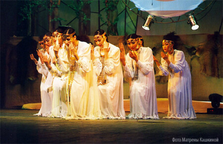 Якутский танец