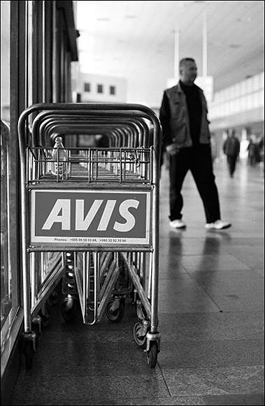 AVIS