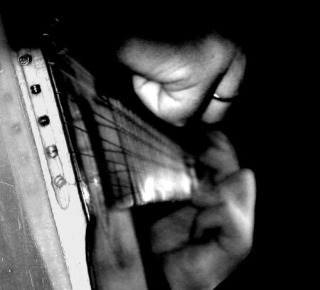 Как звучит встречя светa и темноты