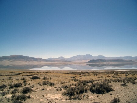 Озеро в пустыне