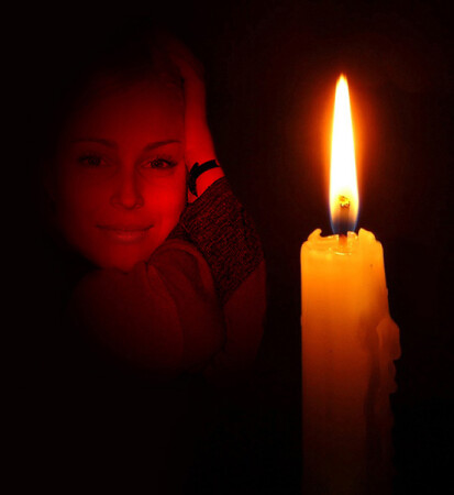 Свеча горела...