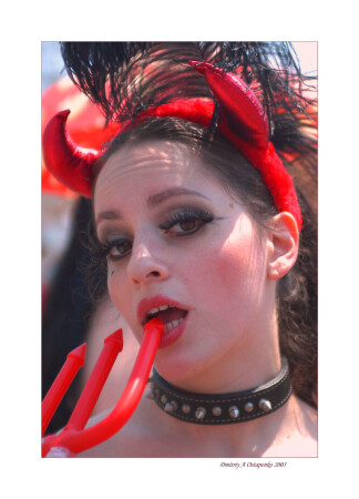 Red devil " Read My Lips "