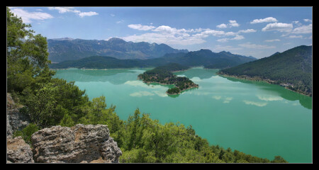 Горное озеро