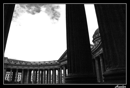 Мрачный